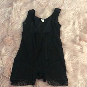 Shapeware black semi firm black